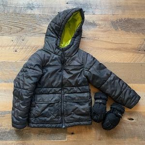 Boys Winter Jacket & Mittens 🥶